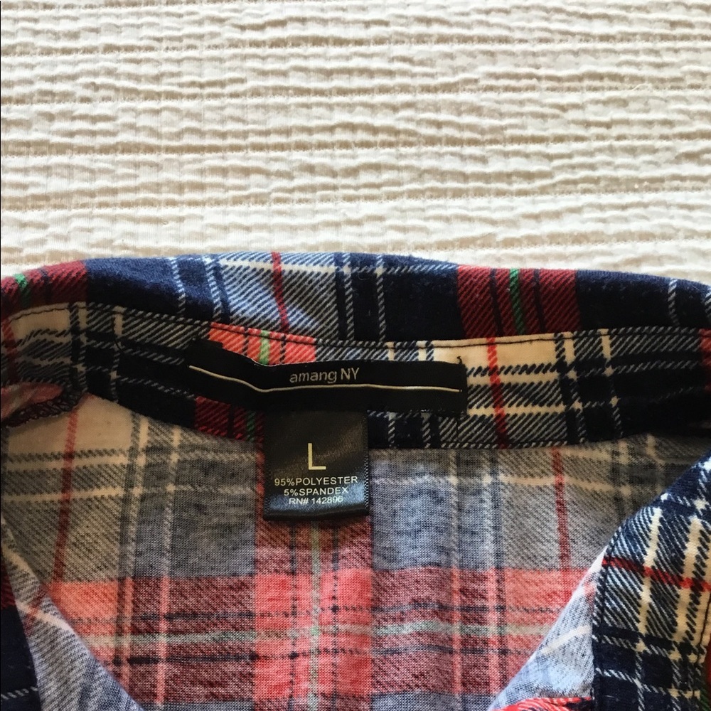 Red Blue White Plaid 3/4 Button-up L - Picture 4 of 5